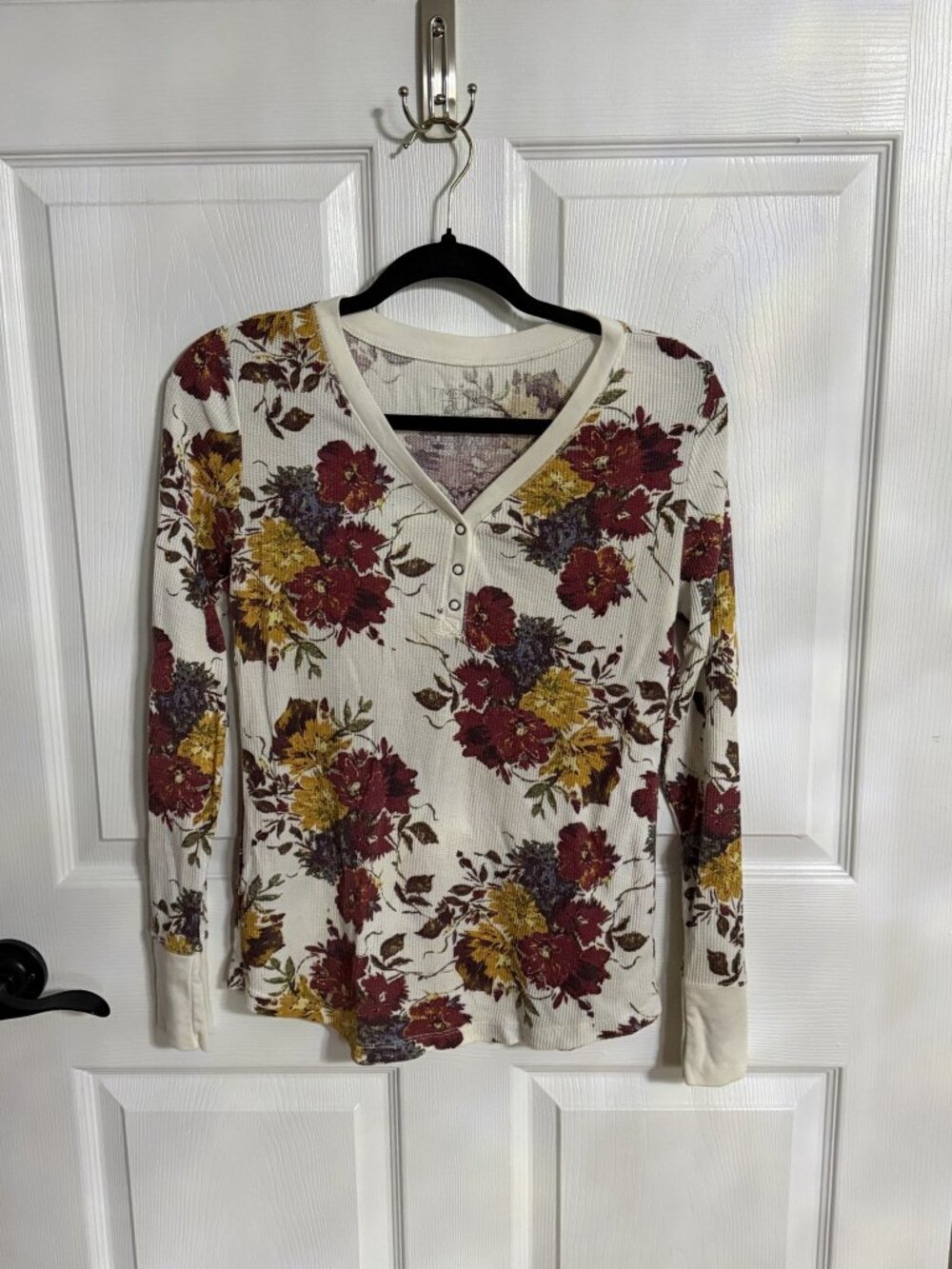 Time & Tru Floral Henley Long Sleeve
